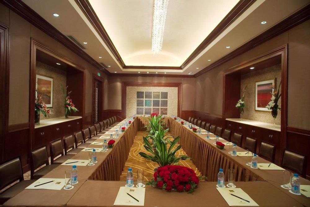 New Century Grand Hotel Kaifeng Exterior photo