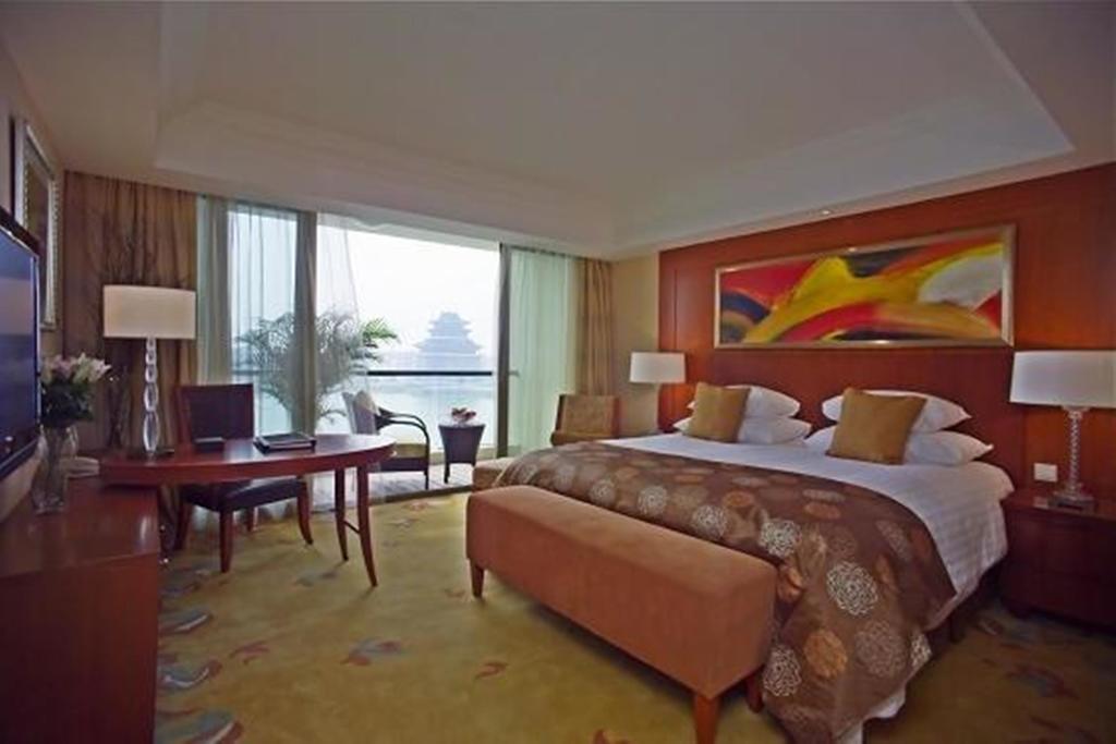 New Century Grand Hotel Kaifeng Exterior photo