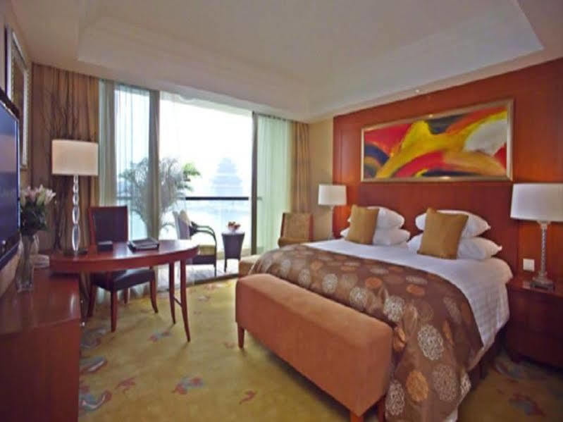 New Century Grand Hotel Kaifeng Exterior photo